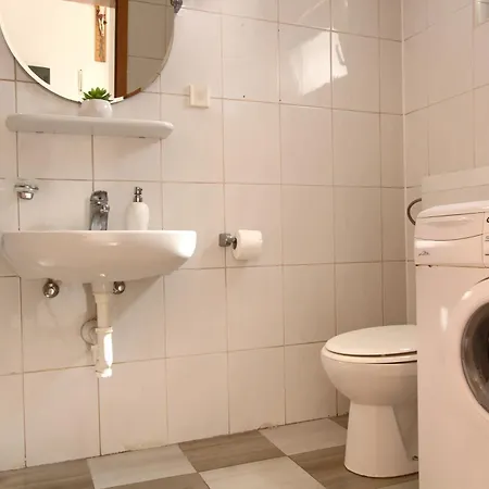 Oasis Tajci Apartamento *