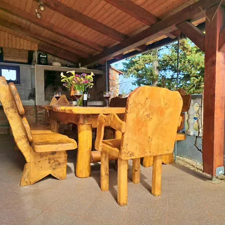 Oasis Tajci Apartamento *