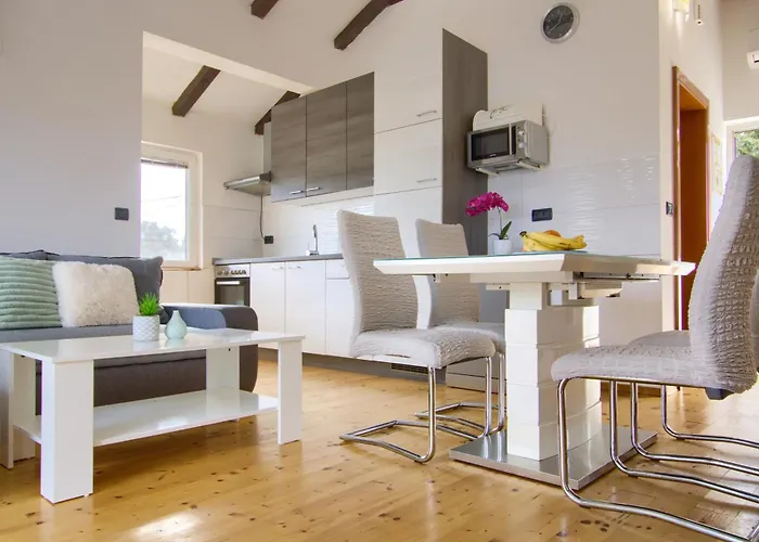 Oasis Tajci Apartamento