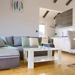 Apartament Oasis Tajci *
