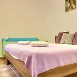Oasis Tajci
