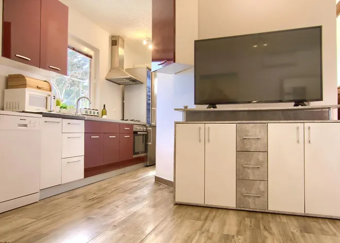 Oasis Tajci Apartamento Ugljan
