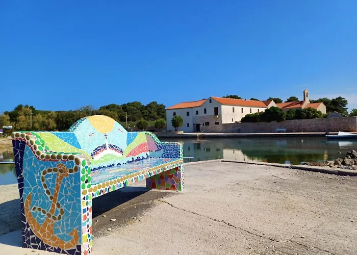 Oasis Tajci Ugljan